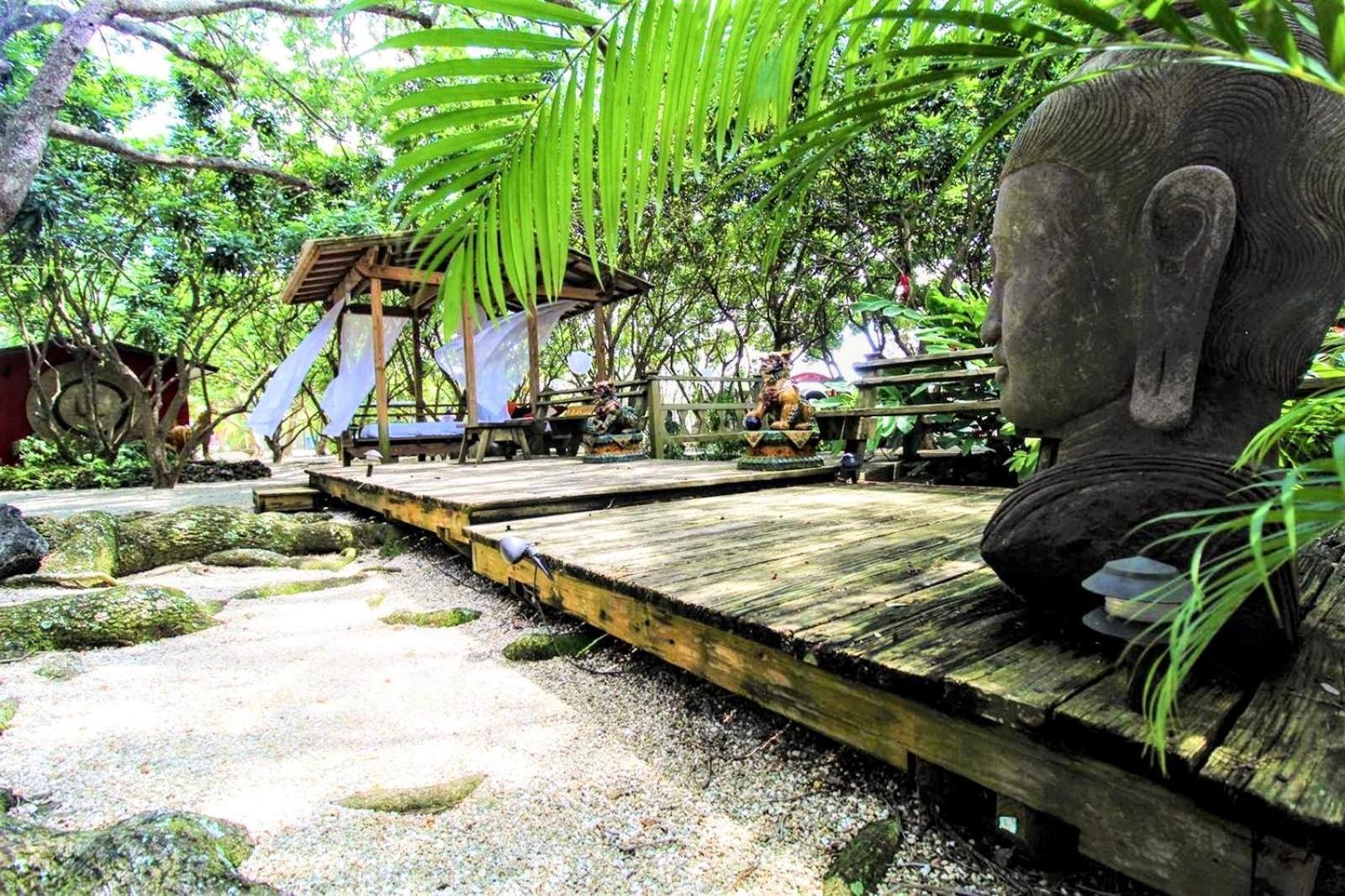 Villa Magical Wonderkoi House In A Japanese Koi Garden Miami Exterior foto